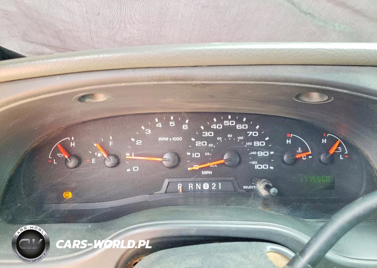 2005 Ford Econoline E150 Van VIN:1FTRE14W75HA89118 - 9