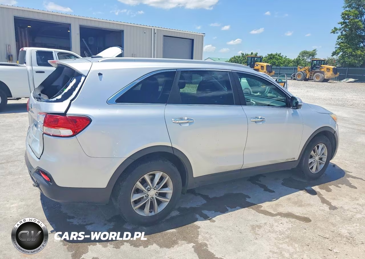 2016 Kia Sorento Lx V6 VIN:5XYPGDA51GG105601 - 3