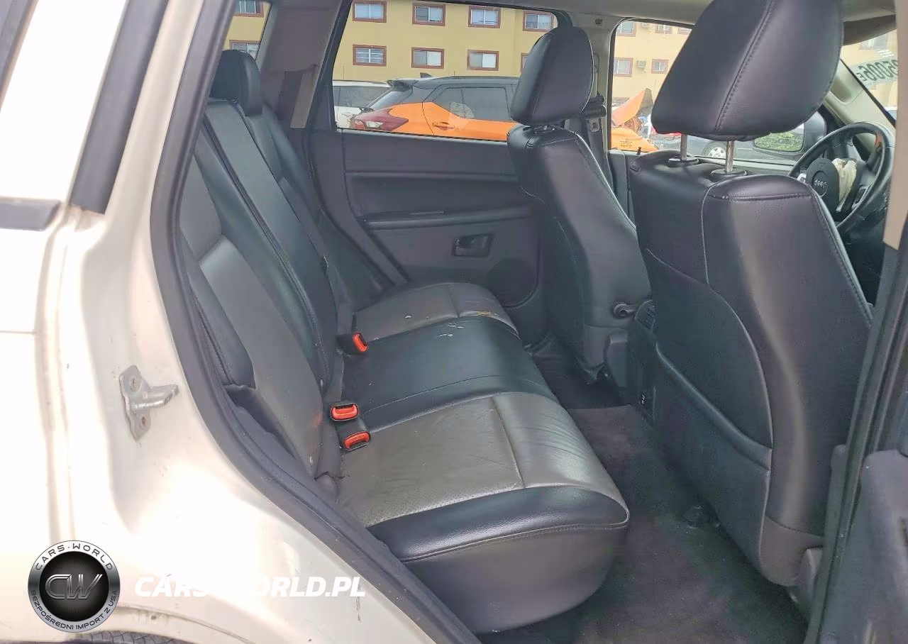 2008 Jeep Grand Cherokee Laredo VIN:1J8GR48K58C188874 - 10