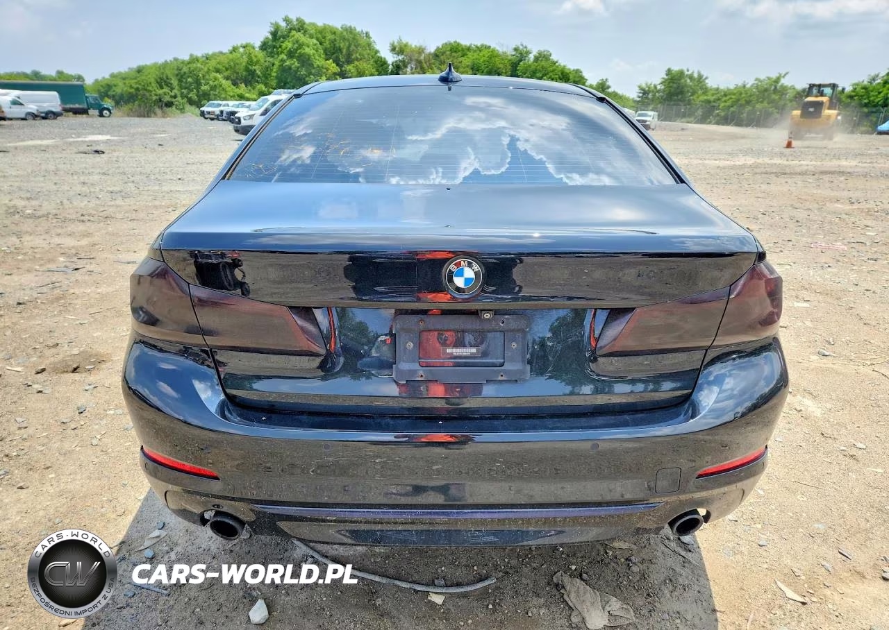2018 BMW 530Xe VIN:WBAJB1C57JB084753 - 6