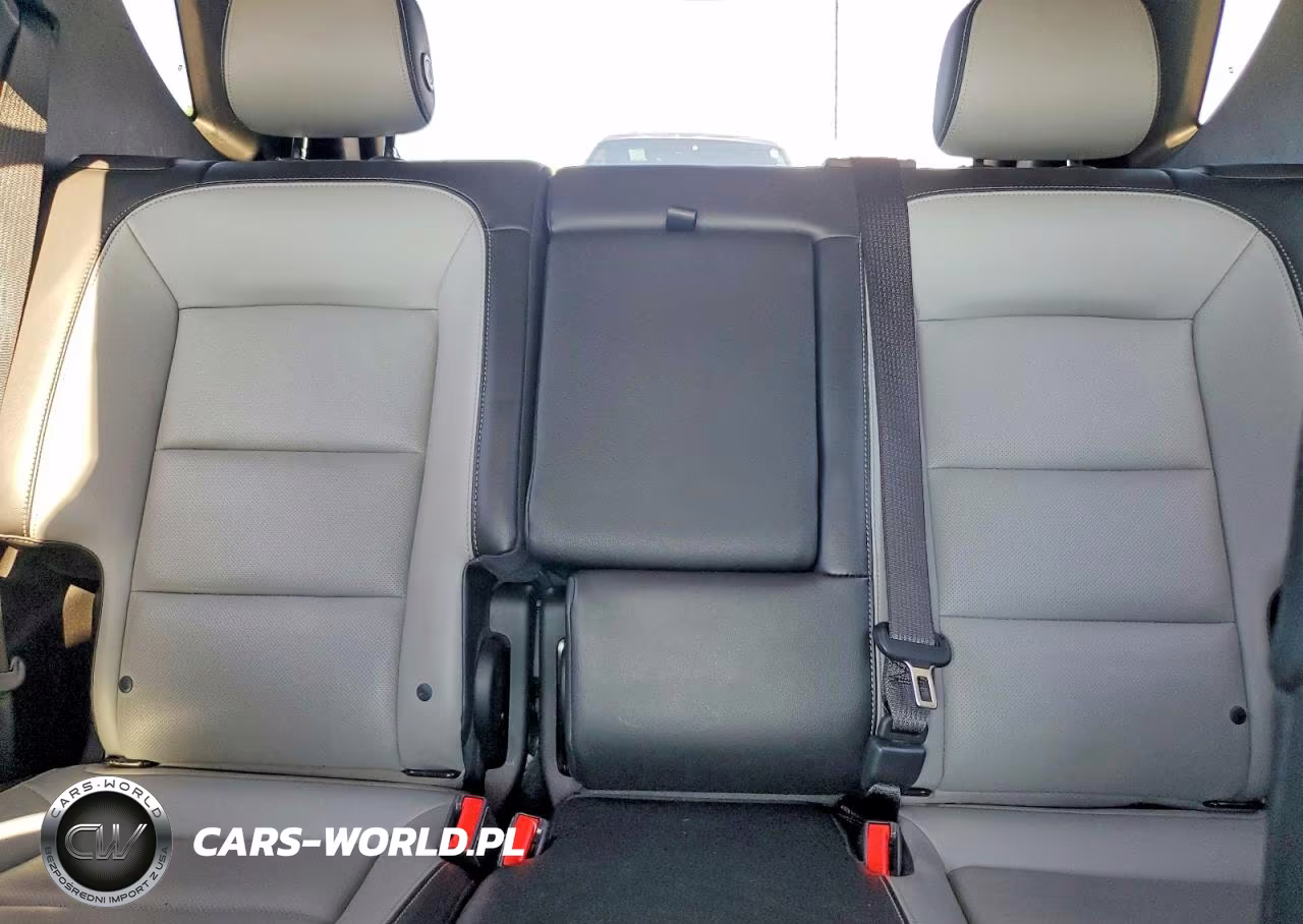 2018 Chevrolet Equinox Premier VIN:2GNAXVEVXJ6289311 - 10