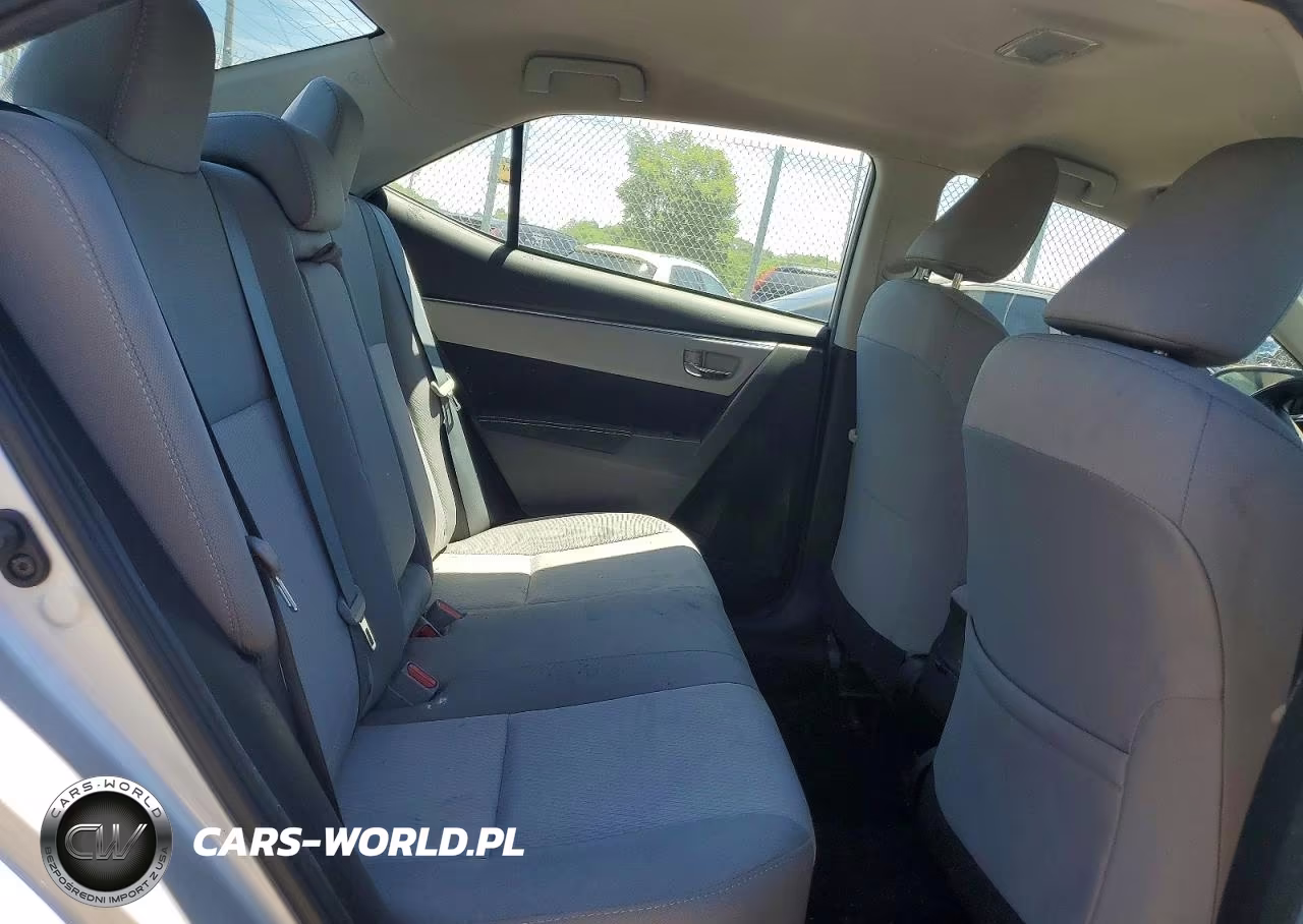 2015 Toyota Corolla Le VIN:2T1BURHEXFC273379 - 10