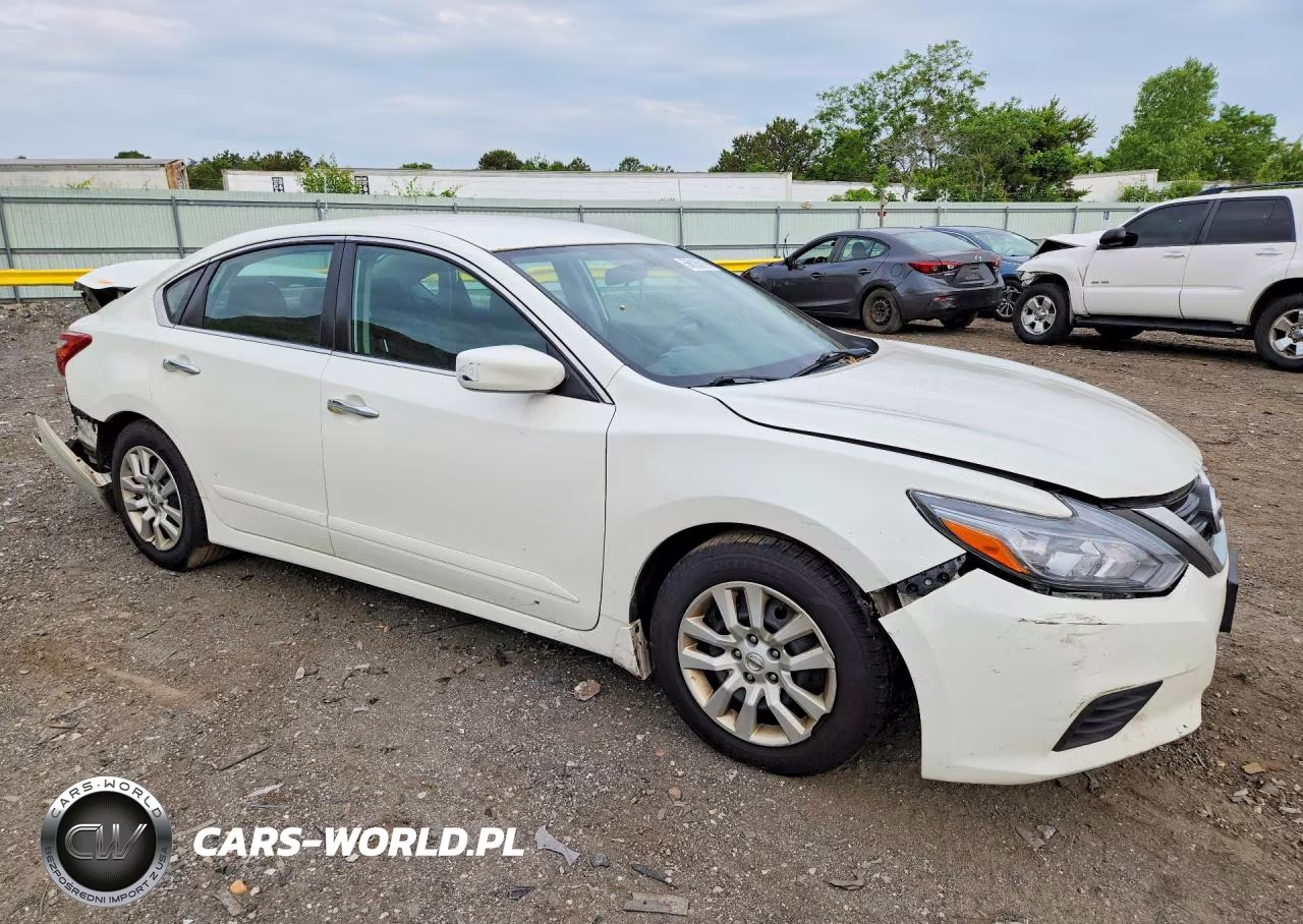 2016 Nissan Altima 2.5 S VIN:1N4AL3AP6GC261043 - 4
