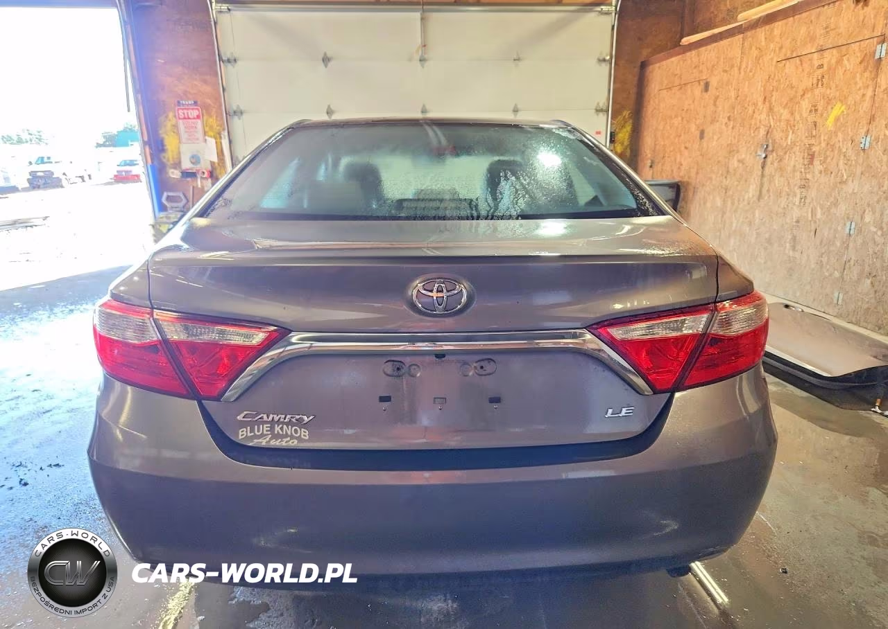 2017 Toyota Camry Le VIN:4T1BF1FK7HU688567 - 6