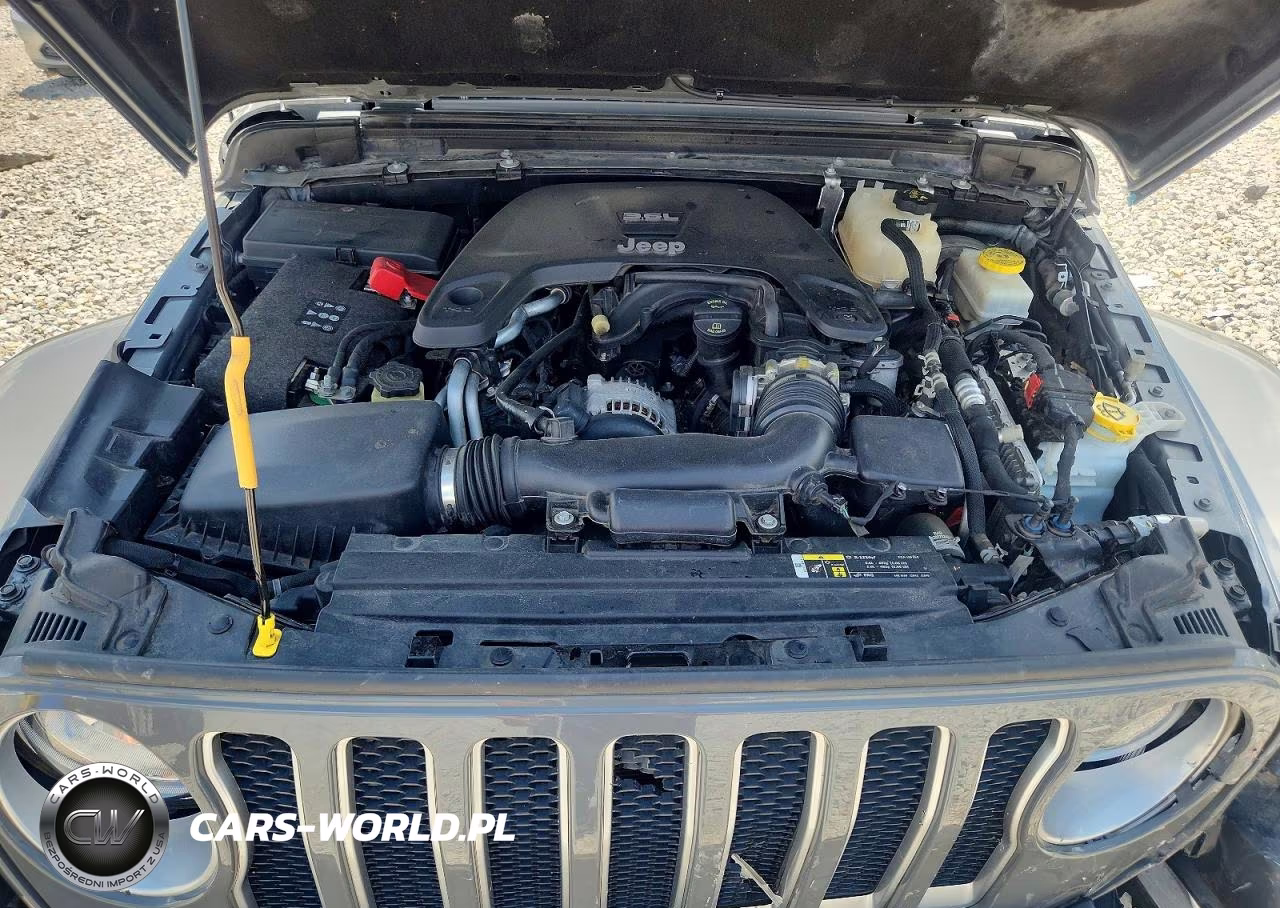 2018 Jeep Wrangler Unlimited Sahara VIN:1C4HJXEG4JW256073 - 11