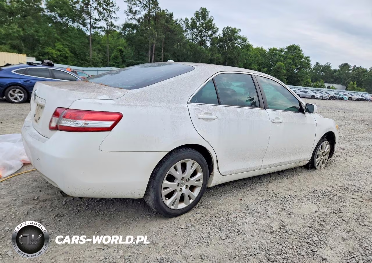 2011 Toyota Camry Base VIN:4T1BF3EK4BU681063 - 3
