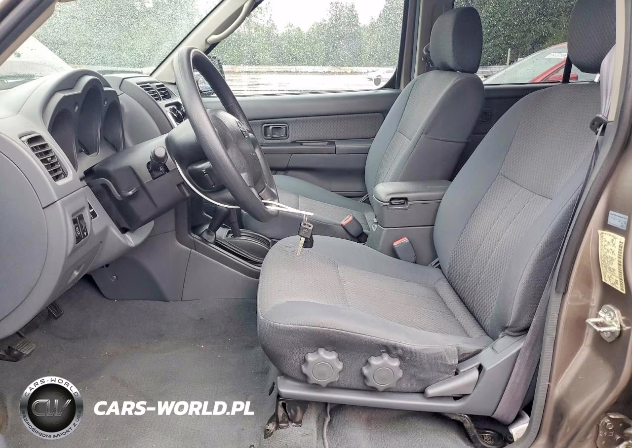2003 Nissan Xterra Xe-V6 VIN:5N1ED28Y43C704443 - 7