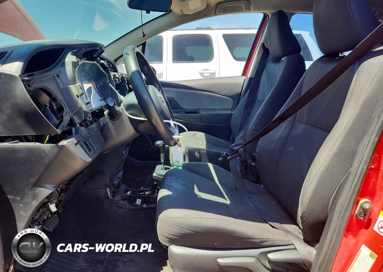 2015 Toyota Yaris 5-Door L VIN:VNKKTUD35FA043142 - 7
