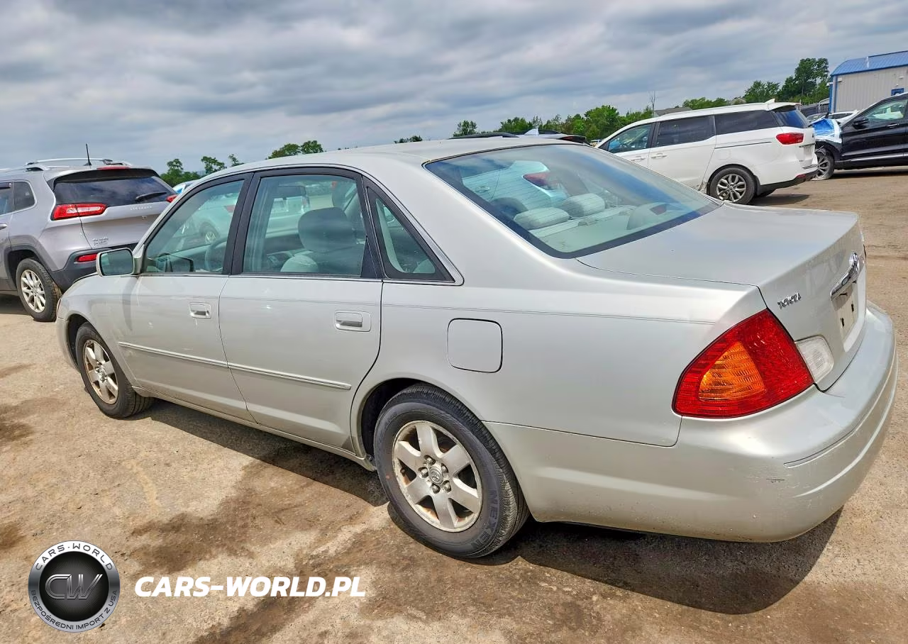 2000 Toyota Avalon Xl VIN:4T1BF28B0YU010696 - 2