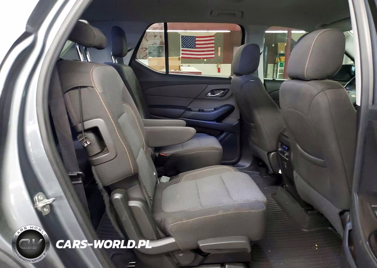 2018 Chevrolet Traverse Lt VIN:1GNERGKW8JJ206093 - 11