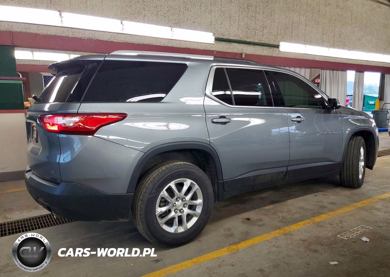2018 Chevrolet Traverse Lt VIN:1GNERGKW8JJ206093 - 3