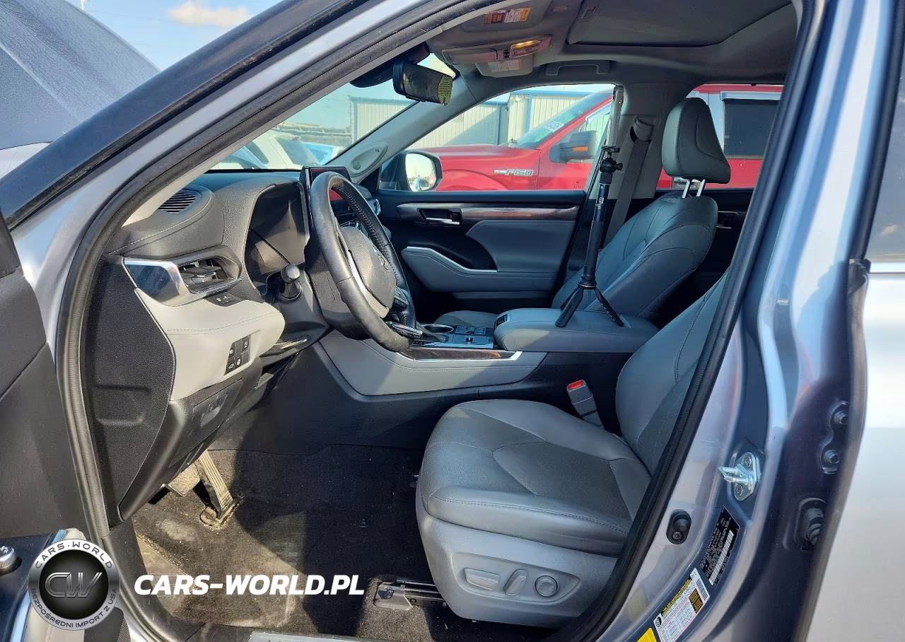 2023 Toyota Highlander VIN:5TDKDRAH1PS022781 - 7