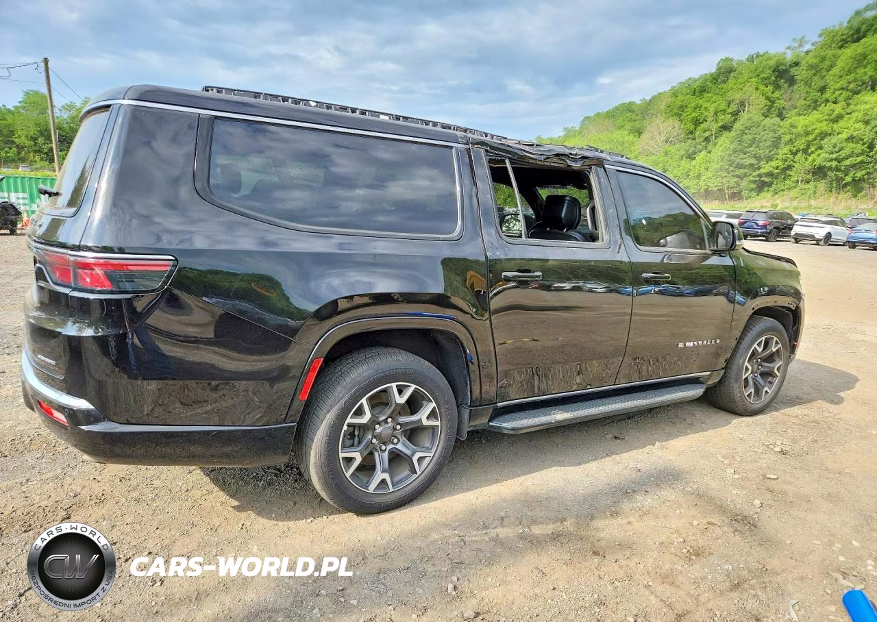 2024 Jeep Wagoneer L Series Iii VIN:1C4SJSDPXRS182090 - 3