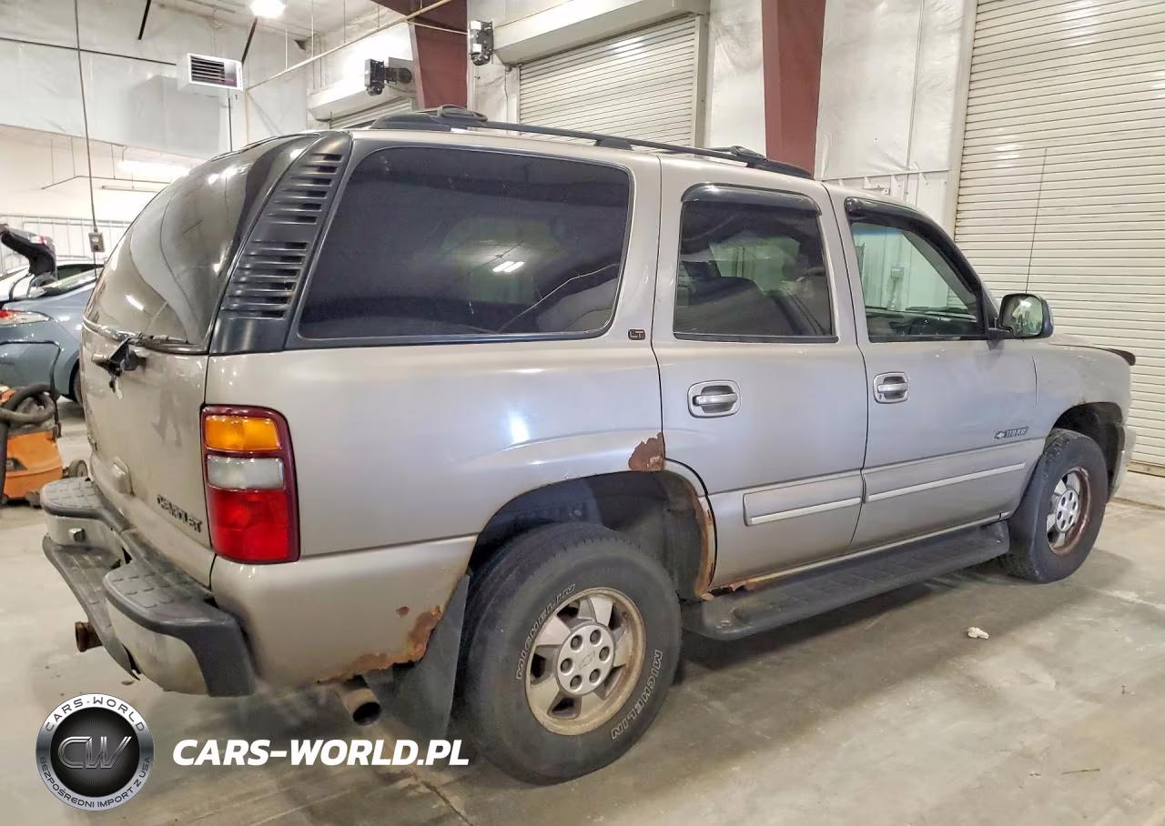 2001 Chevrolet Tahoe K1500 VIN:1GNEK13T51J247755 - 3
