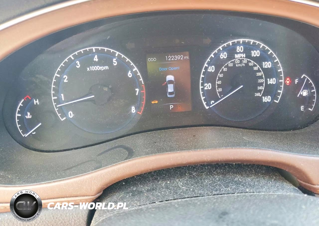 2012 Hyundai Genesis 4.6L VIN:KMHGC4DF3CU173869 - 9