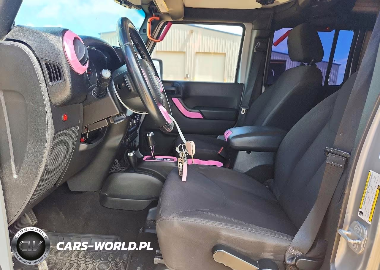2014 Jeep Wrangler Unlimited Sport VIN:1C4HJWDG8EL187889 - 7