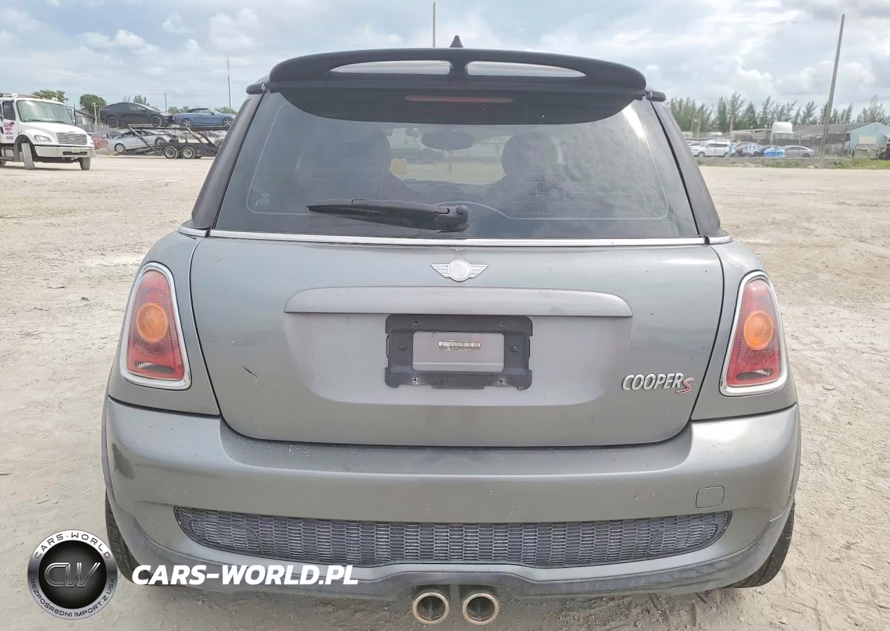 2007 Mini Cooper S VIN:WMWMF73567TL85621 - 6