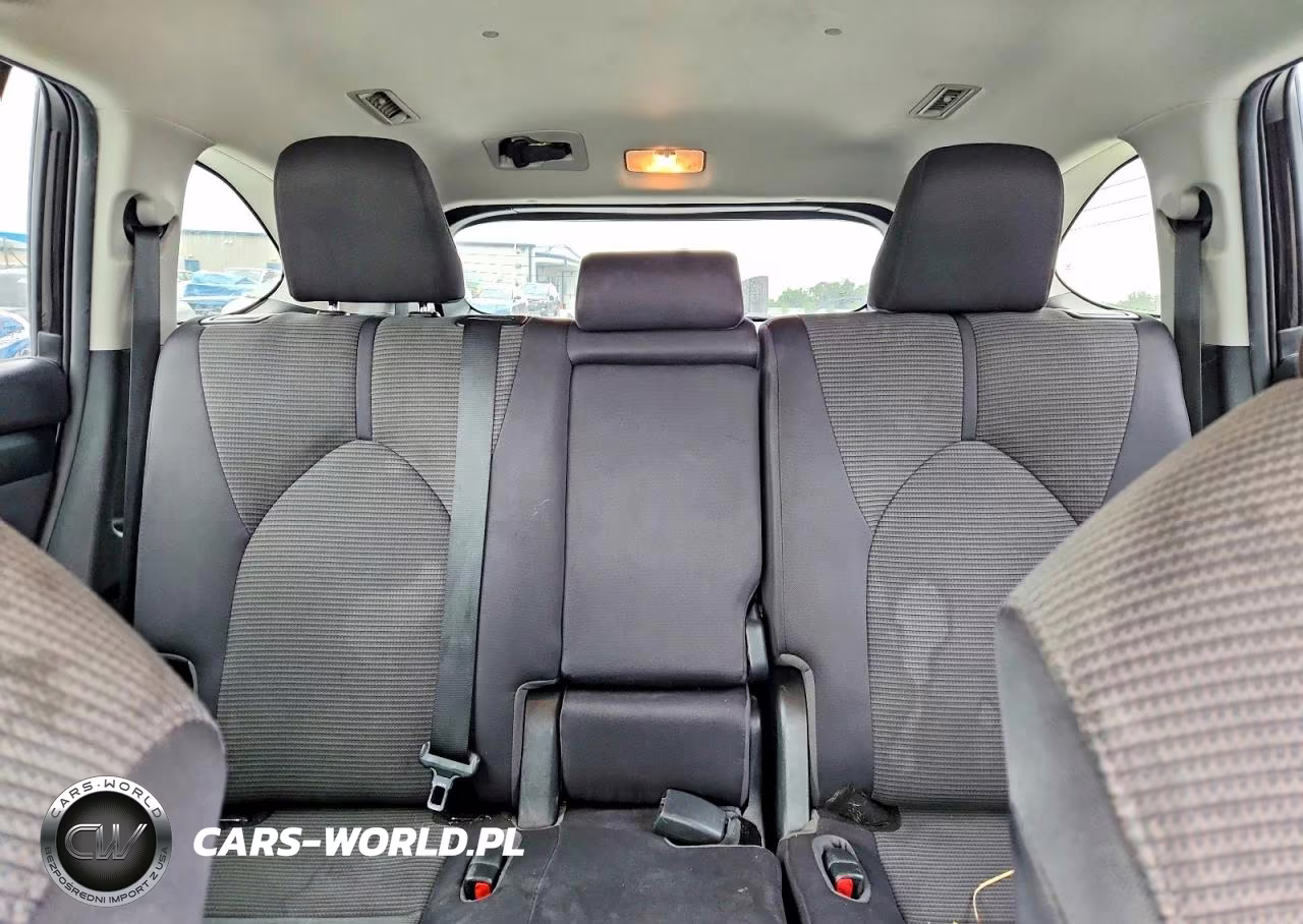 2021 Toyota Highlander L VIN:5TDCZRBH8MS101218 - 10