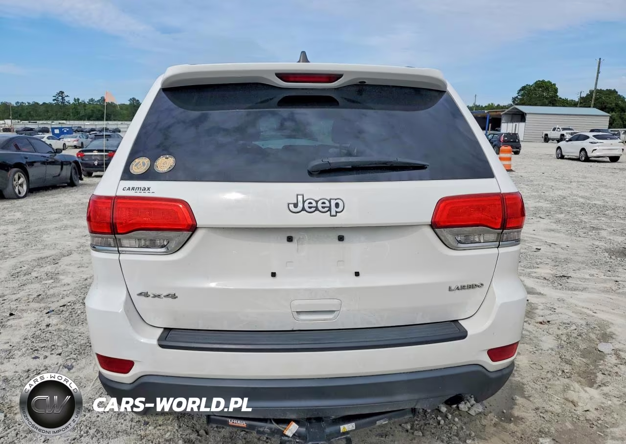 2015 Jeep Grand Cherokee Laredo VIN:1C4RJFAG7FC227504 - 6