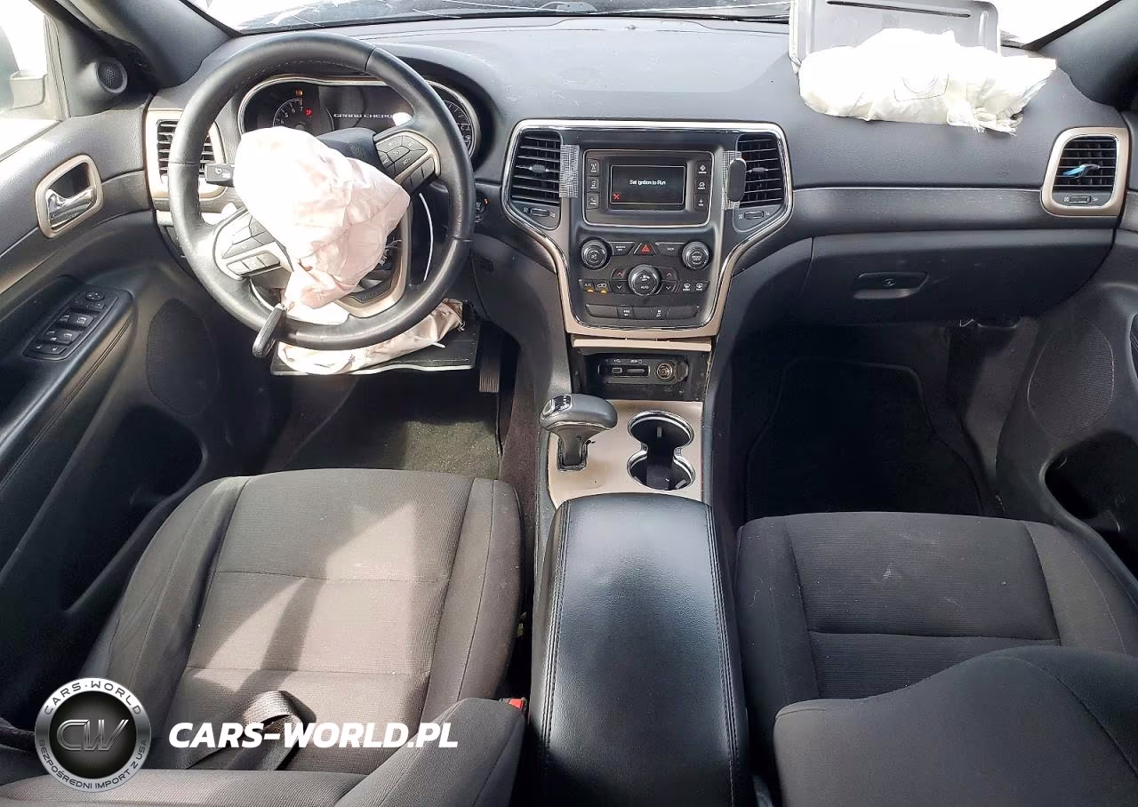 2015 Jeep Grand Cherokee Laredo VIN:1C4RJFAG7FC227504 - 8