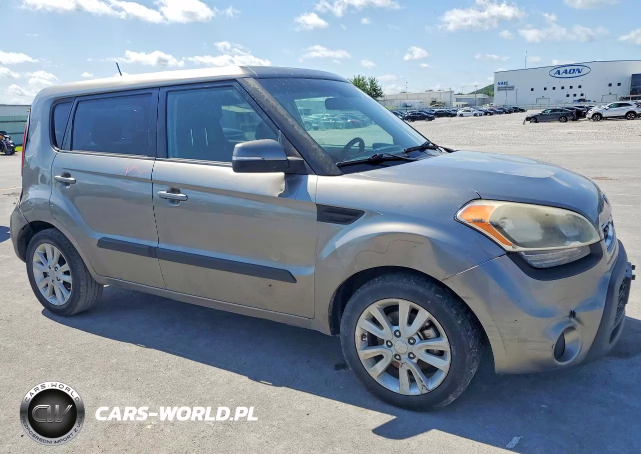 2013 Kia Soul + VIN:KNDJT2A68D7573719 - 4