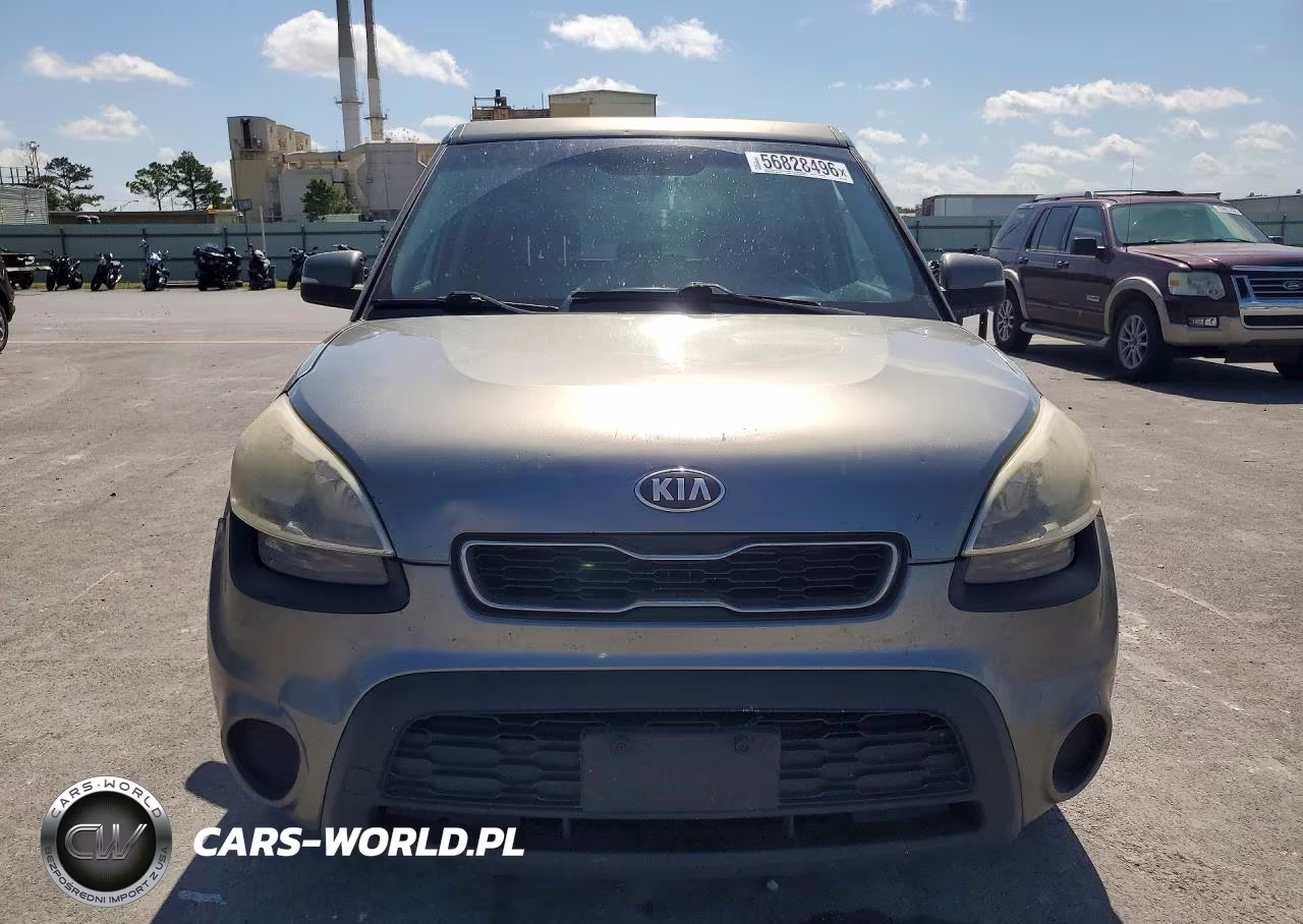 2013 Kia Soul + VIN:KNDJT2A68D7573719 - 5