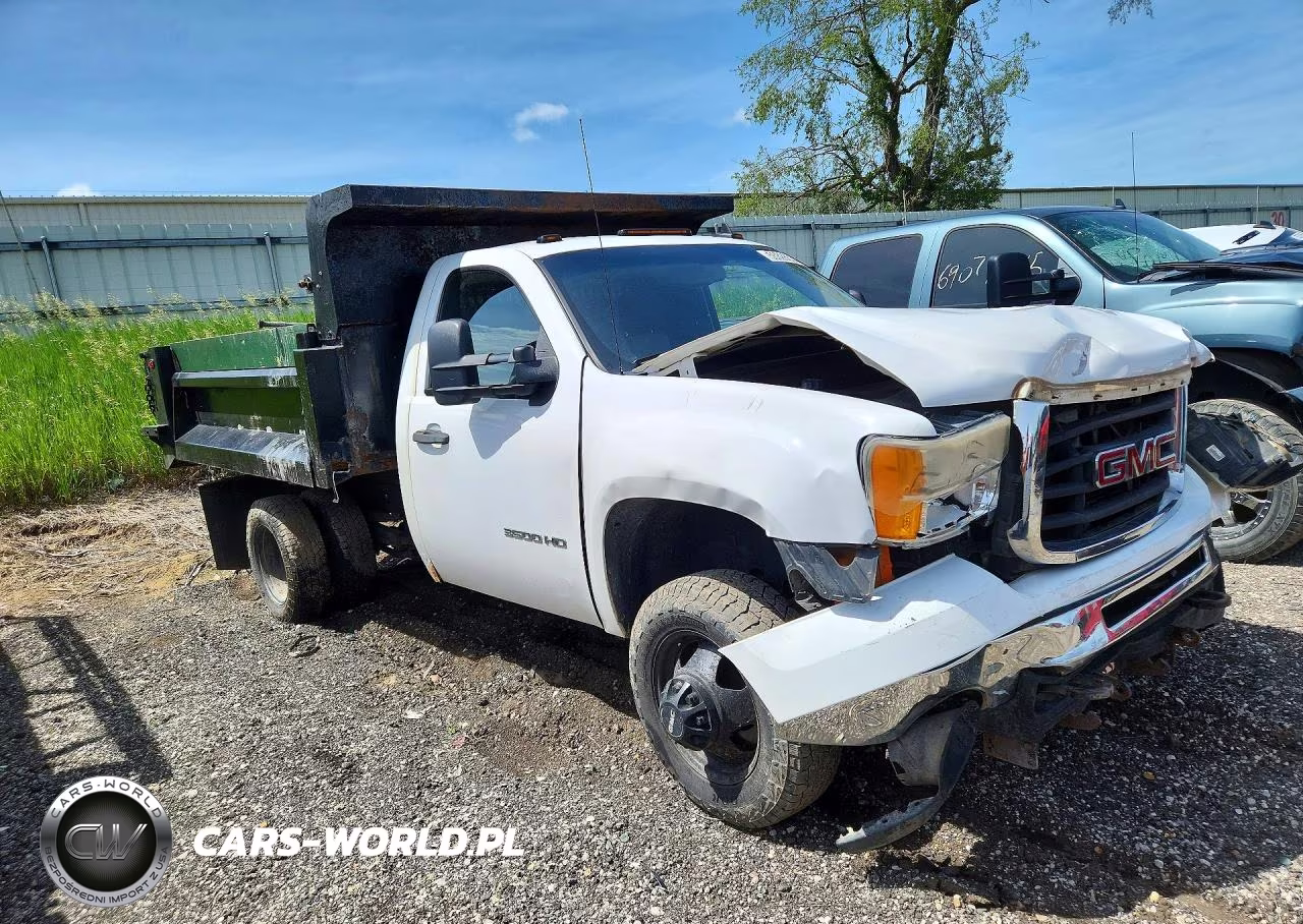 2008 GMC Sierra K3500 VIN:1GDJK34K78E167946 - 4