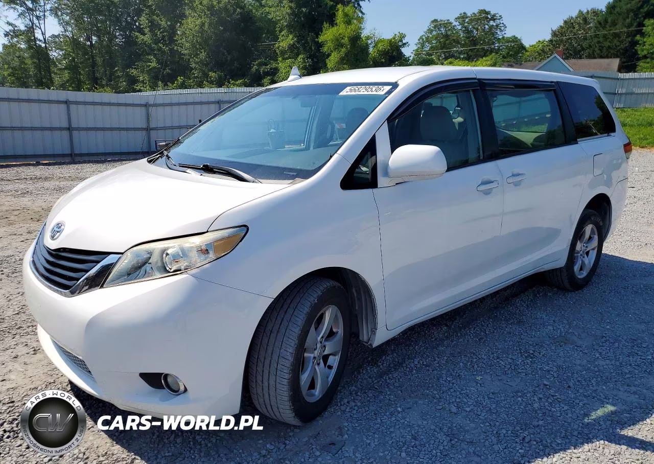 2014 Toyota Sienna L 7-Passenger – zdjęcie 1 z 13