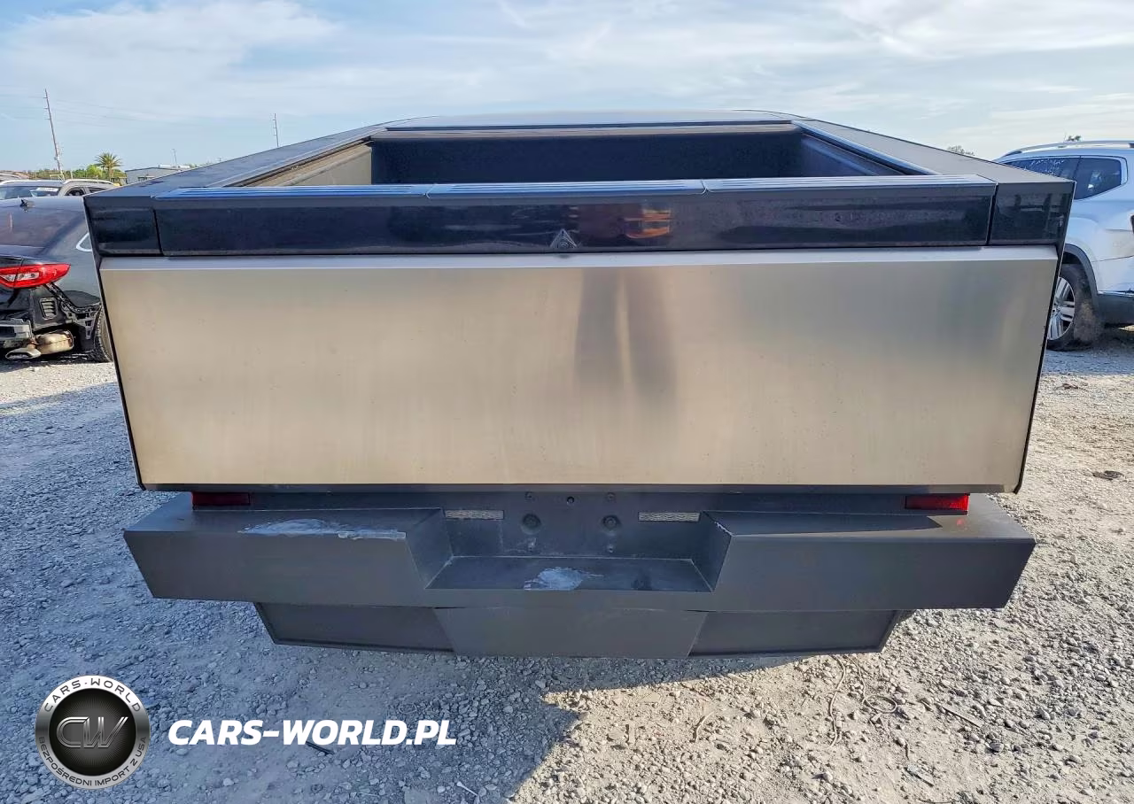 2024 Tesla Cybertruck VIN:7G2CEHED2RA050979 - 6