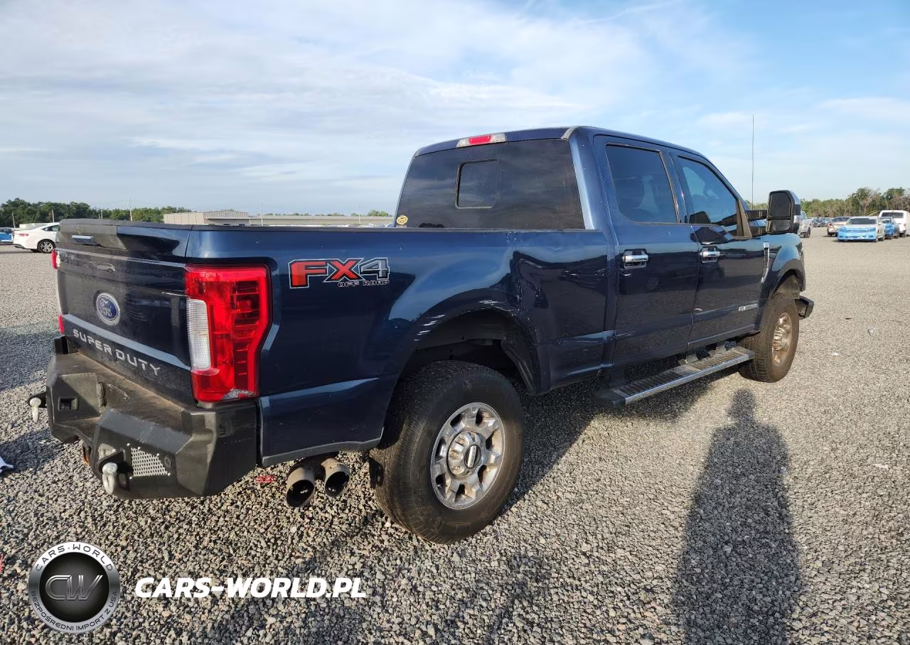 2017 Ford F250 Super Duty VIN:1FT7W2BT3HEC28797 - 3