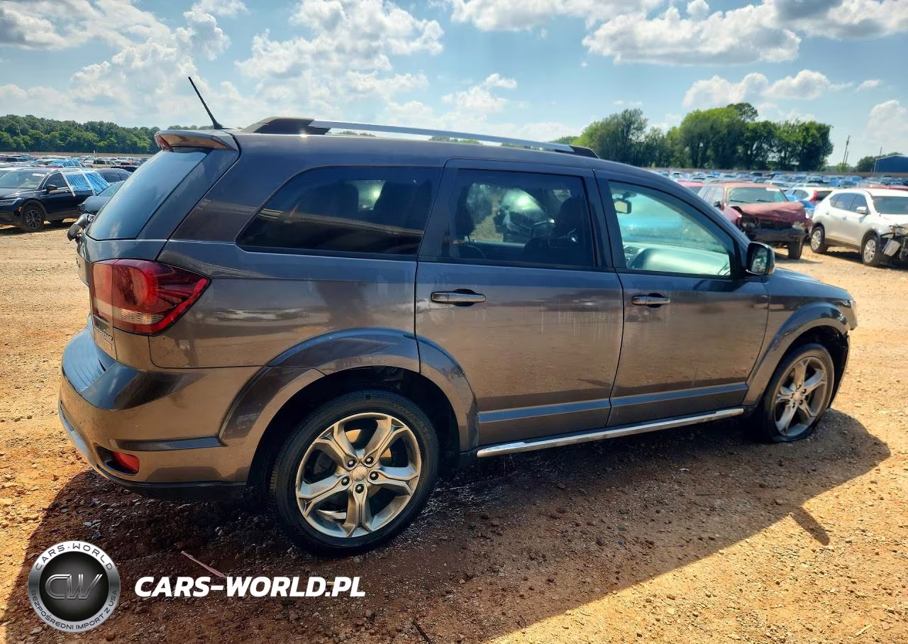 2017 Dodge Journey Crossroad VIN:3C4PDCGG7HT643810 - 3