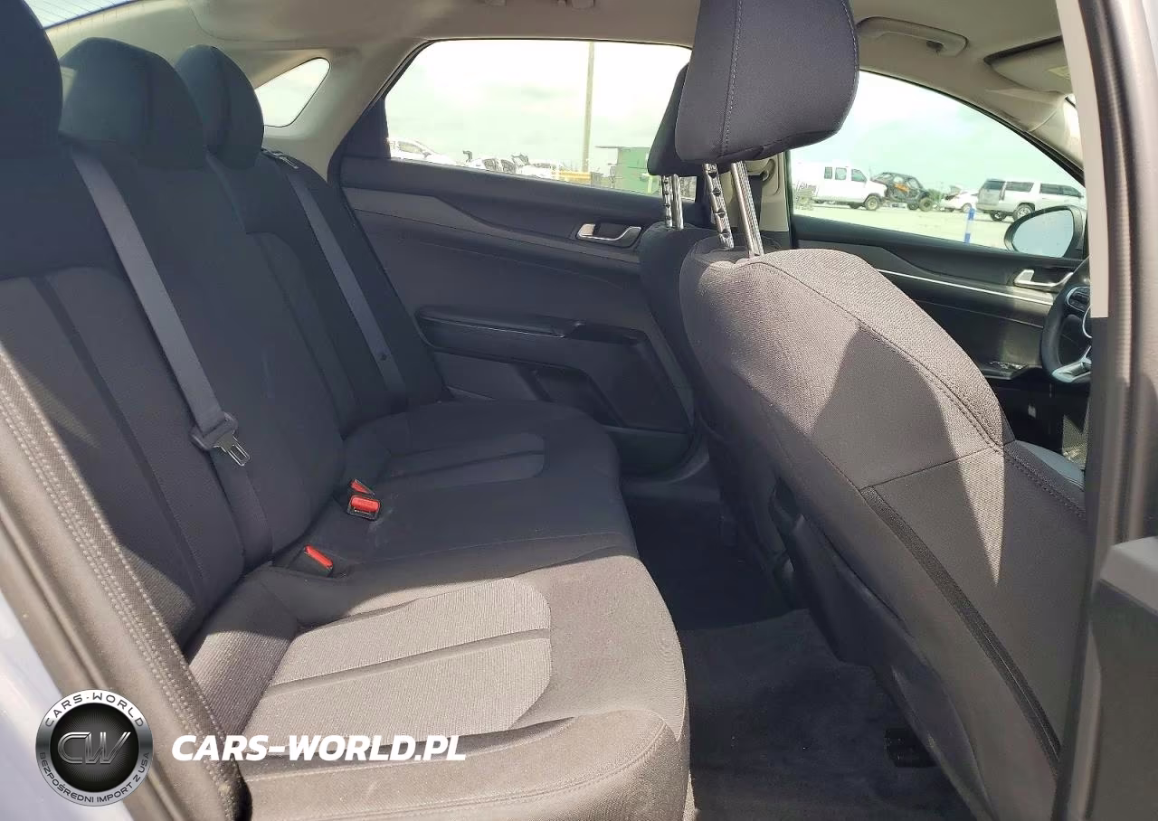 2021 Kia K5 Lx VIN:5XXG24J2XMG021037 - 10