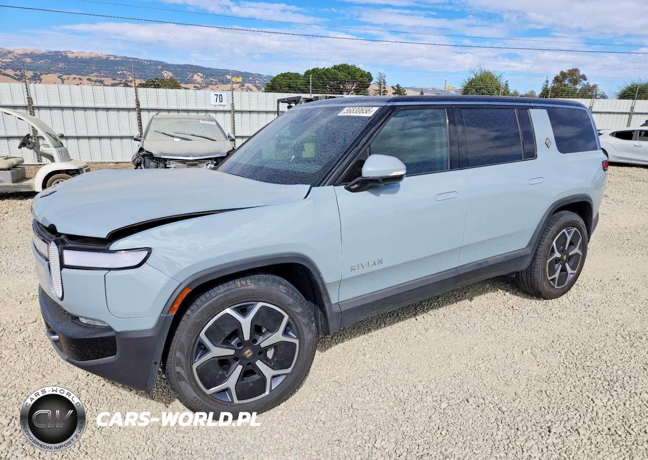 2024 Rivian R1S Adventure – zdjęcie 1 z 13
