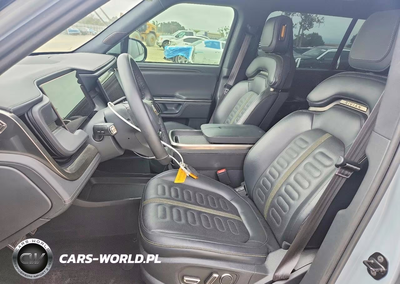 2024 Rivian R1S Adventure VIN:7PDSGBBA8RN037165 - 7