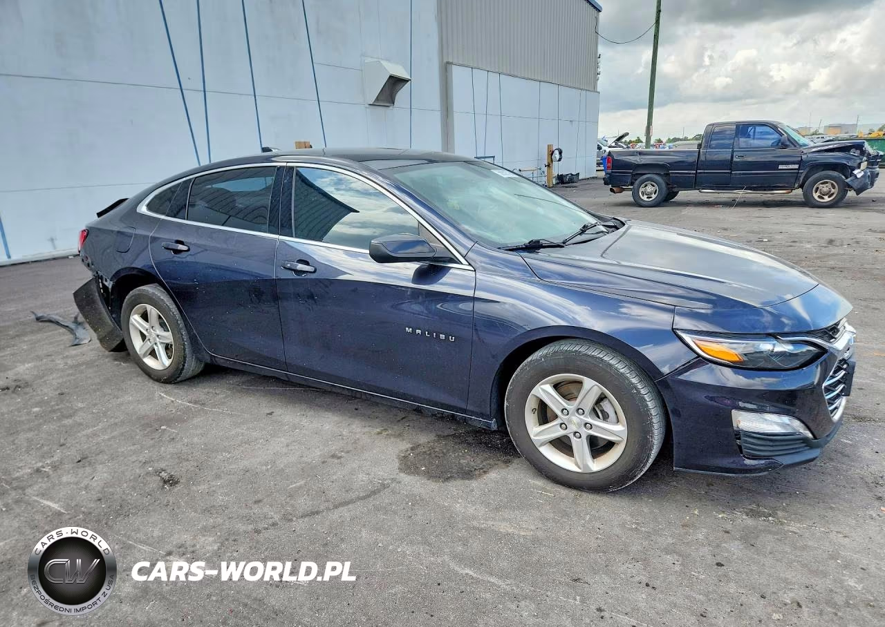 2022 Chevrolet Malibu Lt VIN:1G1ZD5ST8NF184844 - 4