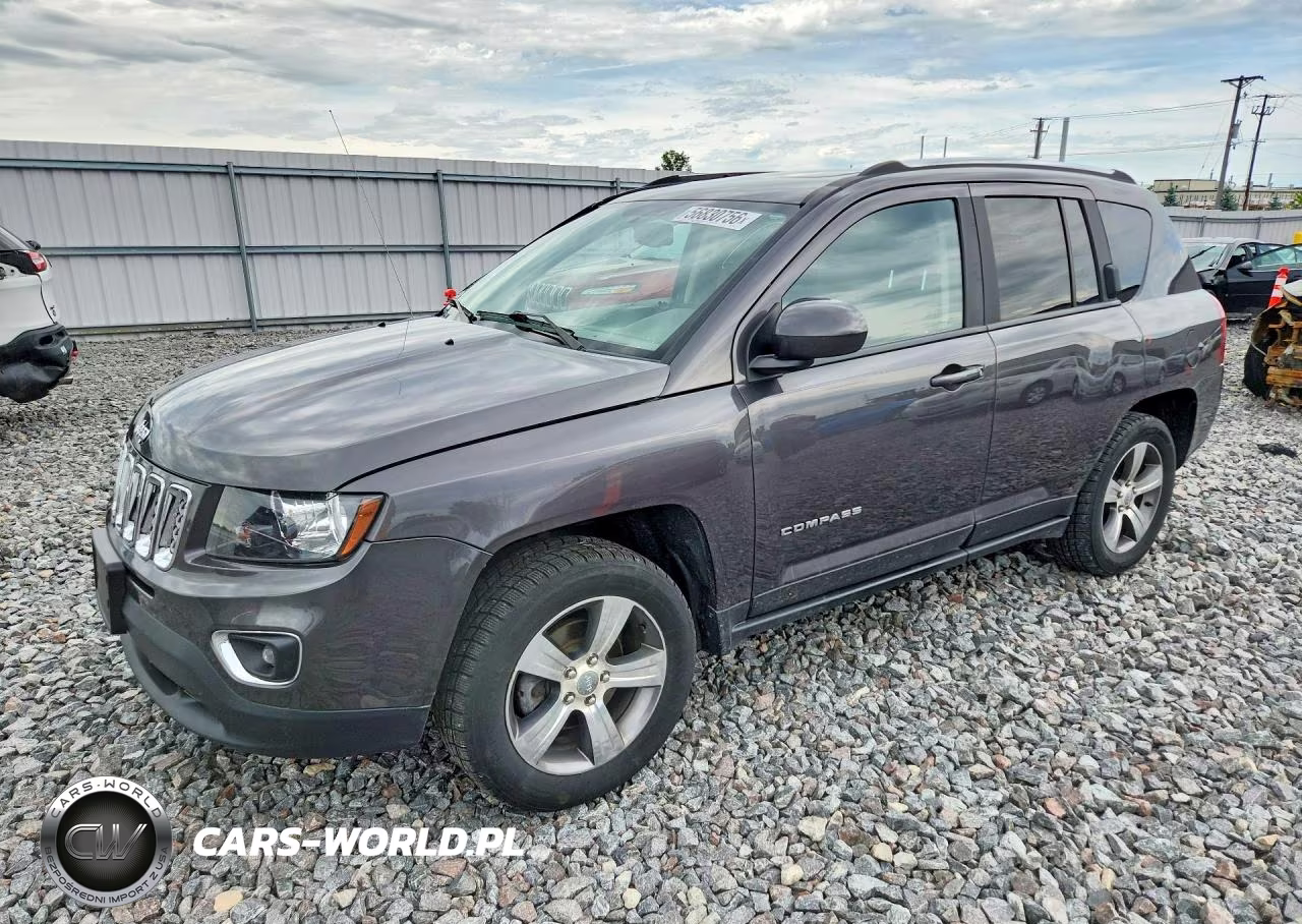 2017 Jeep Compass Latitude – zdjęcie 1 z 12