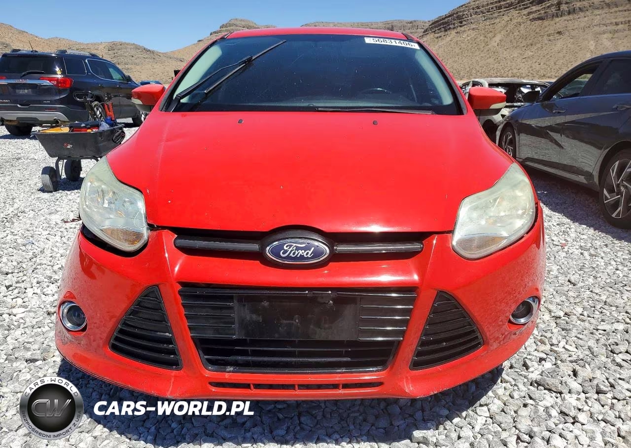 2012 Ford Focus Sel VIN:1FAHP3M2XCL367959 - 5