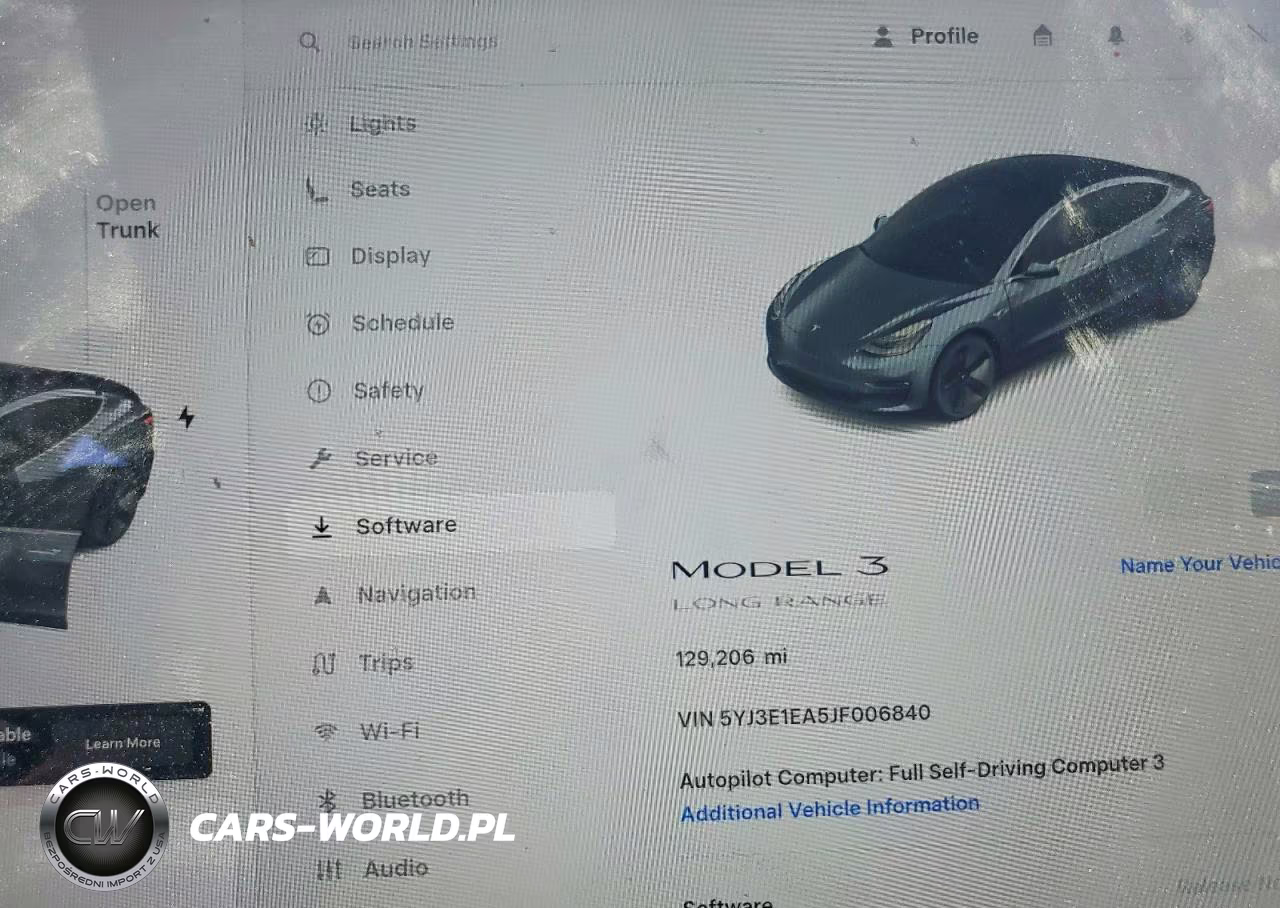 2018 Tesla Model 3 VIN:5YJ3E1EA5JF006840 - 9