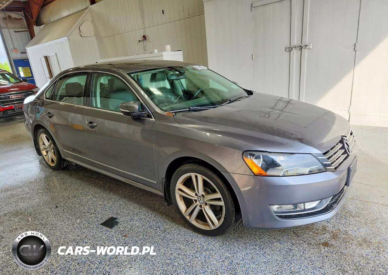 2015 Volkswagen Passat Sel VIN:1VWCV7A36FC087231 - 4