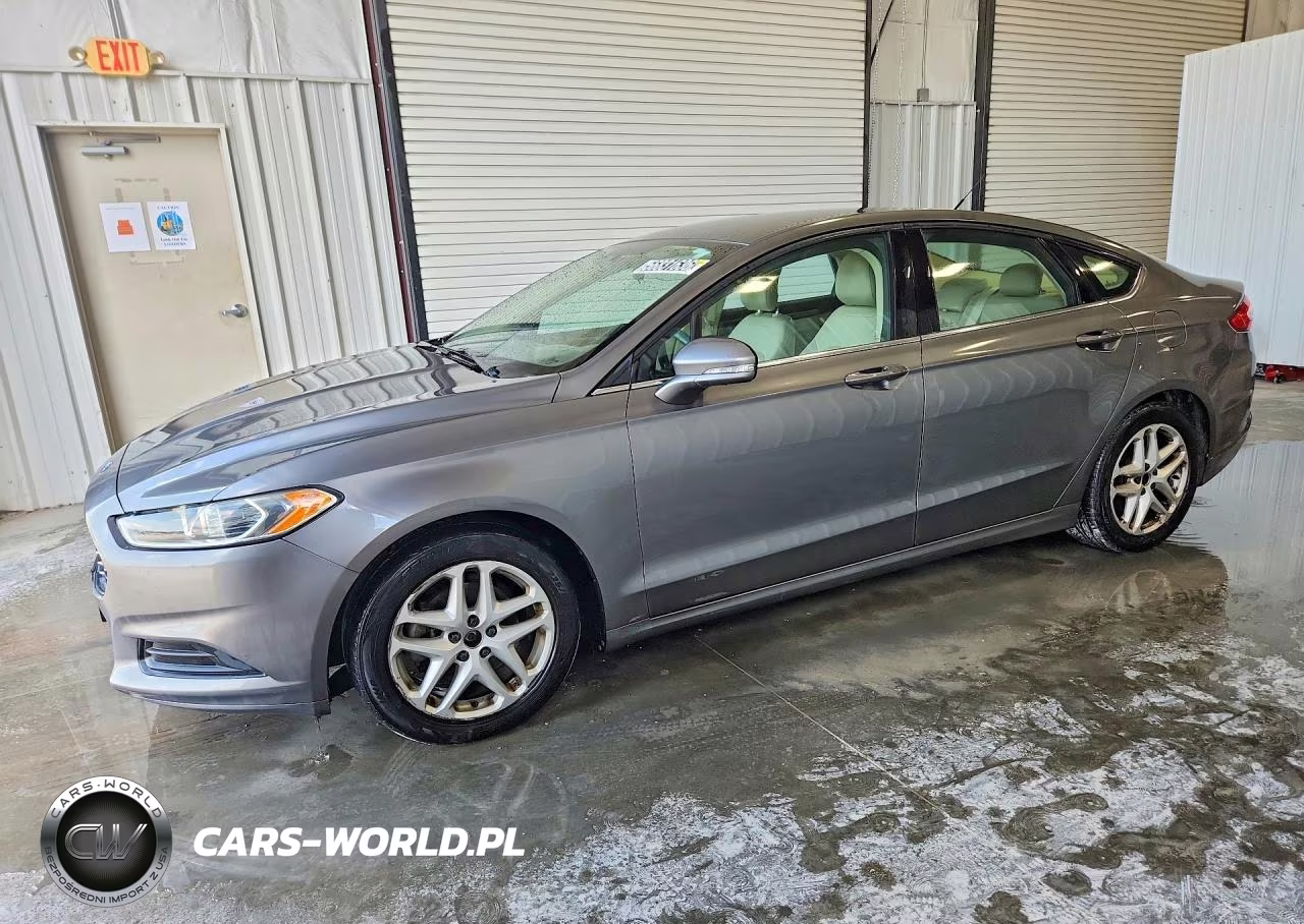 2014 Ford Fusion Se – zdjęcie 1 z 12