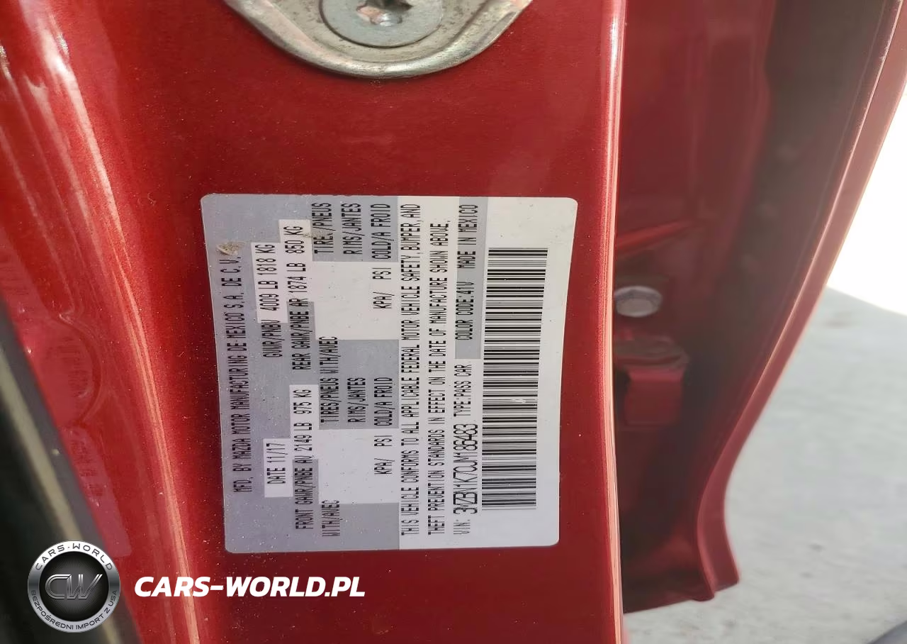 2018 Mazda 3 Sport VIN:3MZBN1K70JM186483 - 12