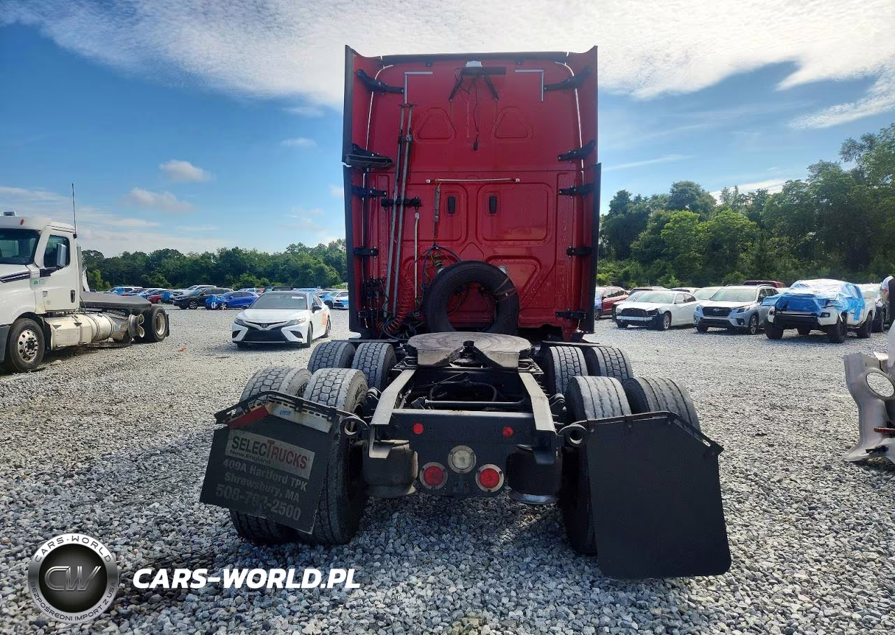 2018 Freightliner Cascadia 125 VIN:1FUJGLDR1JLJK5110 - 10