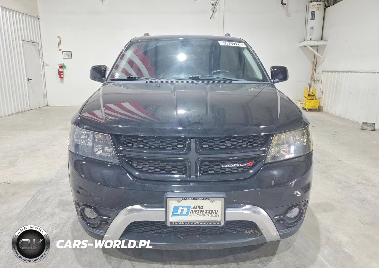 2018 Dodge Journey Crossroad VIN:3C4PDCGG0JT515723 - 5