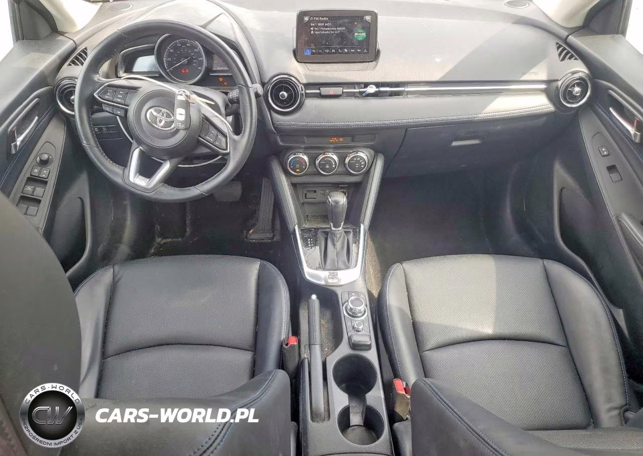 2020 Toyota Yaris Hatchback Xle VIN:3MYDLBJVXLY710338 - 8