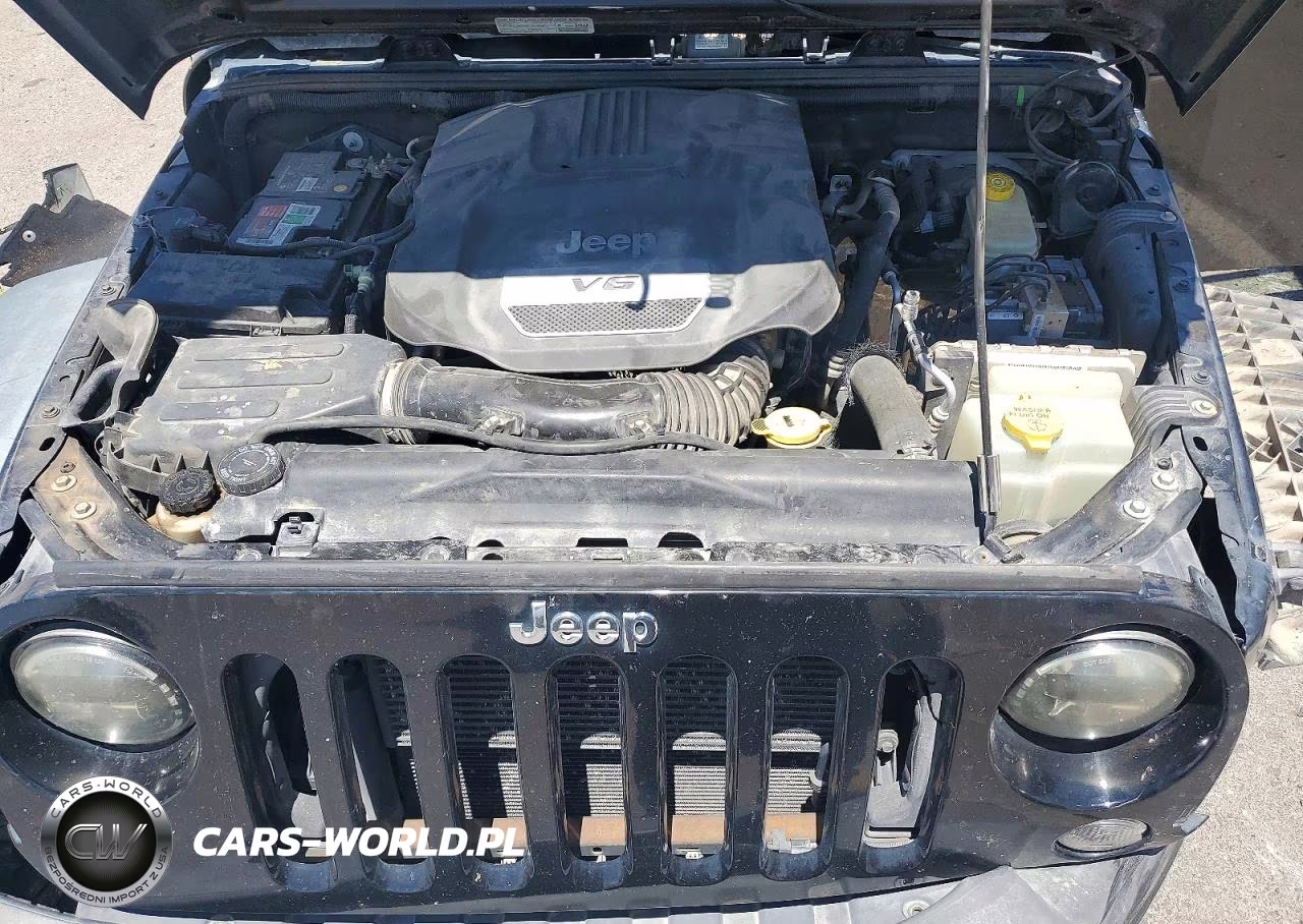 2014 Jeep Wrangler Unlimited Sport VIN:1C4HJWDGXEL220861 - 12