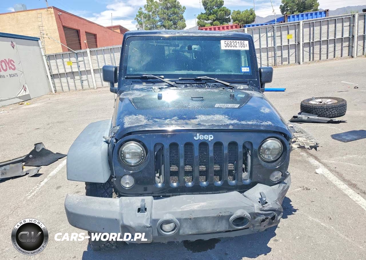 2014 Jeep Wrangler Unlimited Sport VIN:1C4HJWDGXEL220861 - 5