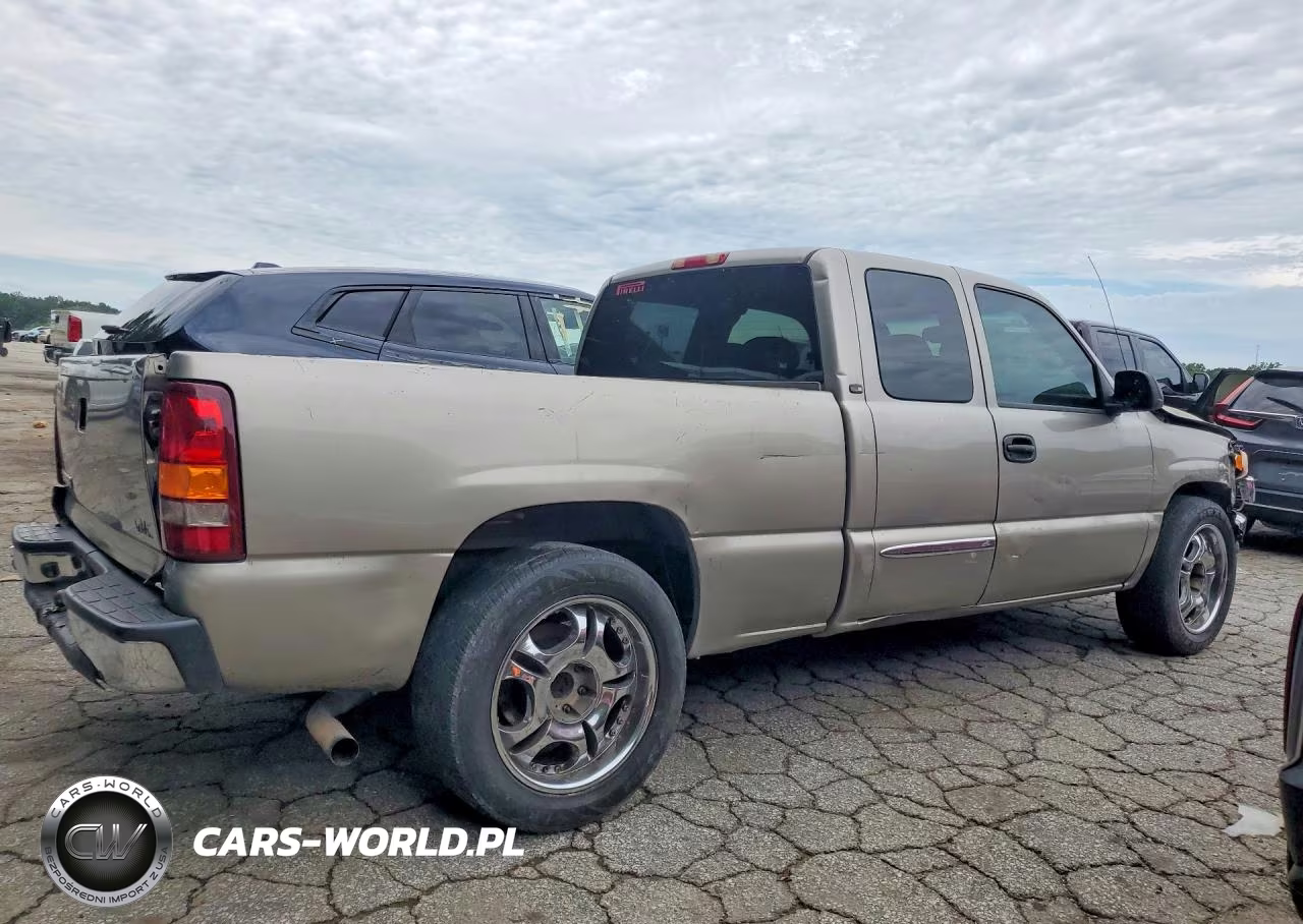 2003 GMC New Sierra C1500 VIN:2GTEC19V931339656 - 3