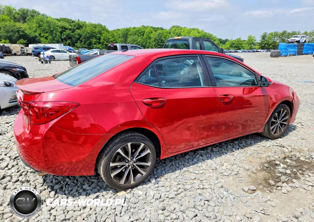 2018 Toyota Corolla Se VIN:2T1BURHE8JC020523 - 3