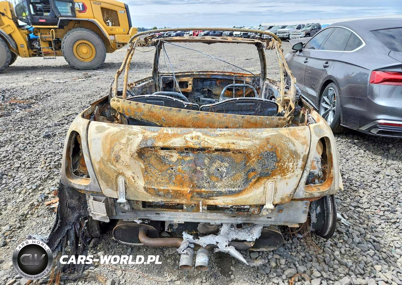 2005 Mini Cooper S VIN:WMWRH33455TF83252 - 6
