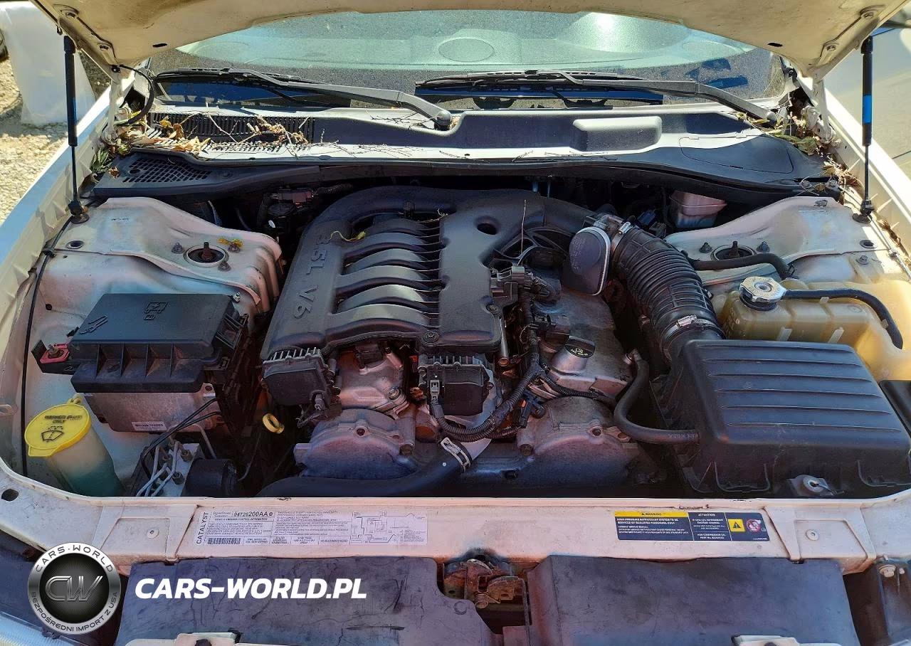 2005 Chrysler 300 Touring VIN:2C3AA53G85H597736 - 11